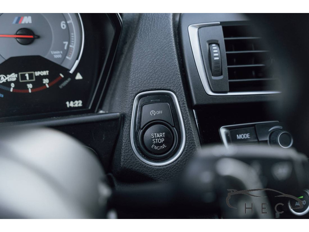 525665111-14.jpg